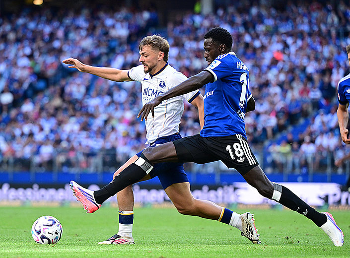 1:2 – Späte Niederlage für den HSV gegen Everton