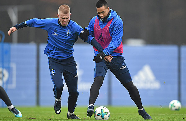 Bobby Wood im Zweikampf im Spiel gegen Hoffenheim.