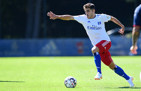 HSV-Neuzugang Jairo am Ball