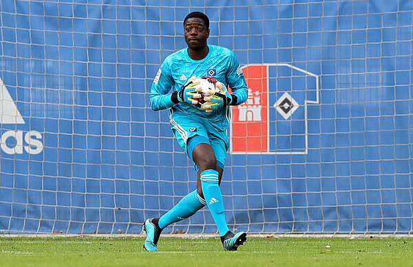 Die U19 muss zum Saisonstart auf Keeper Steven Mensah verzichten.