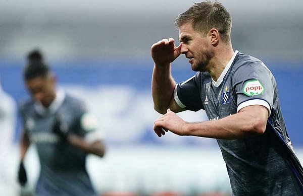 Simon Terodde scored his fifth brace in eleven games to bring home all three points in Darmstadt on Saturday.