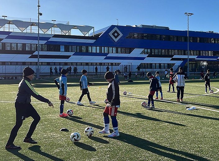 HSV-Fußballschule: Anschwitzen im Januar