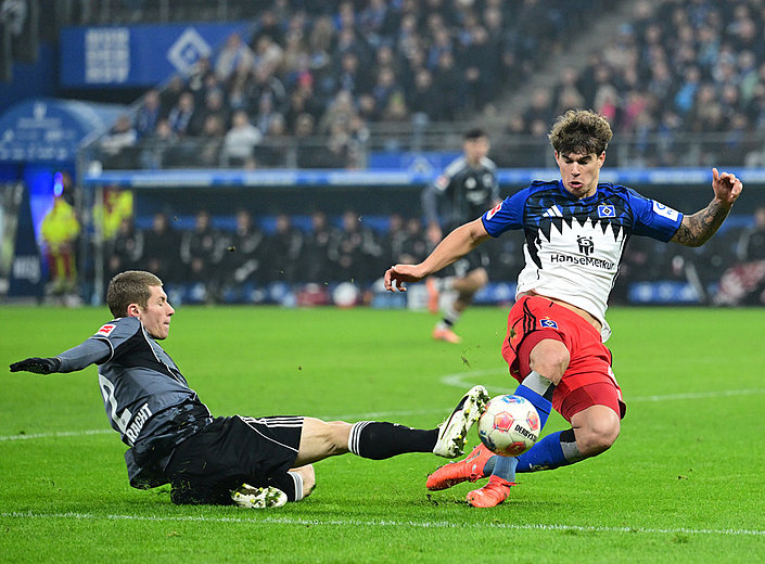 HSV and Eintracht Frankfurt share the points in final game of year